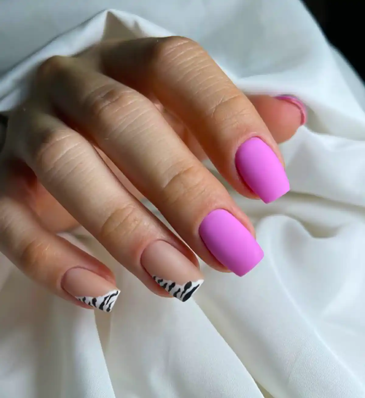 ژلیش ناخن شیک