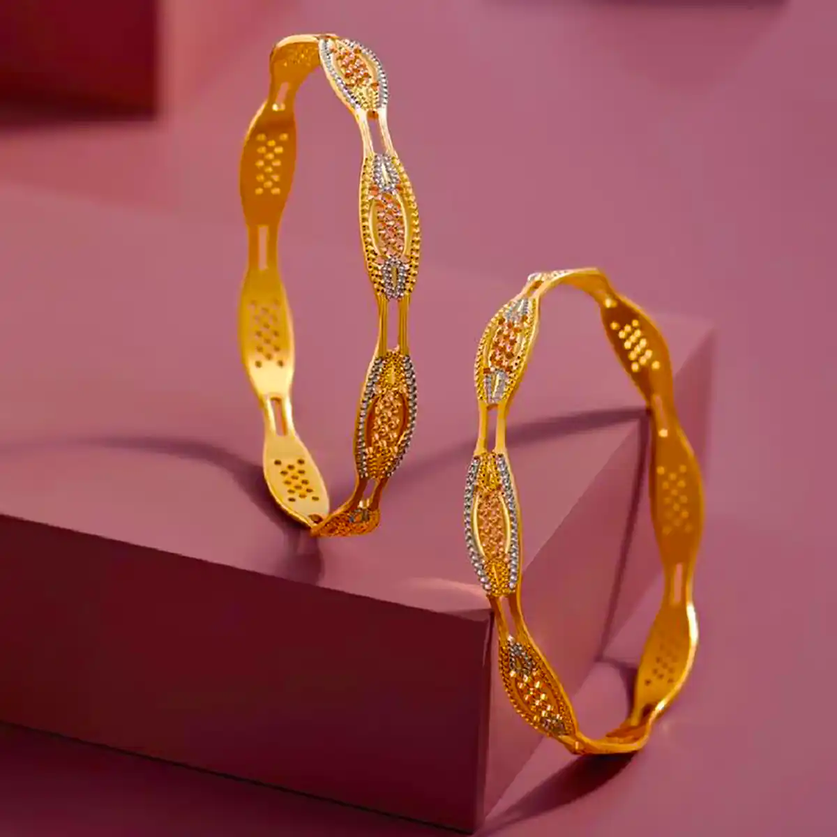 النگو لوکس طلا