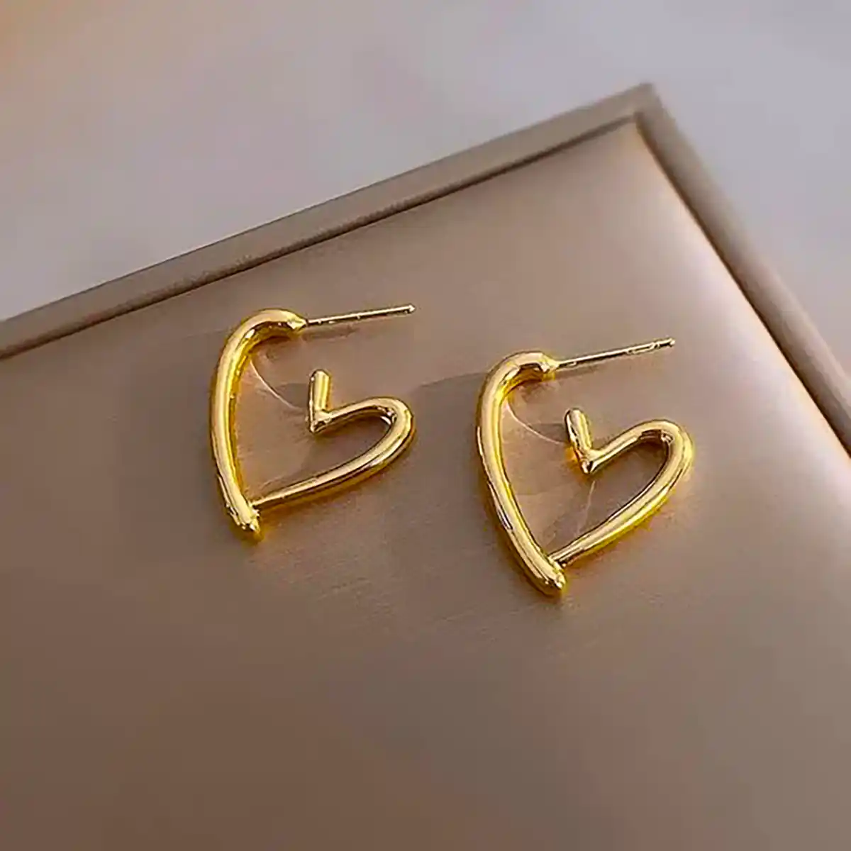 گوشواره طلا یونیک