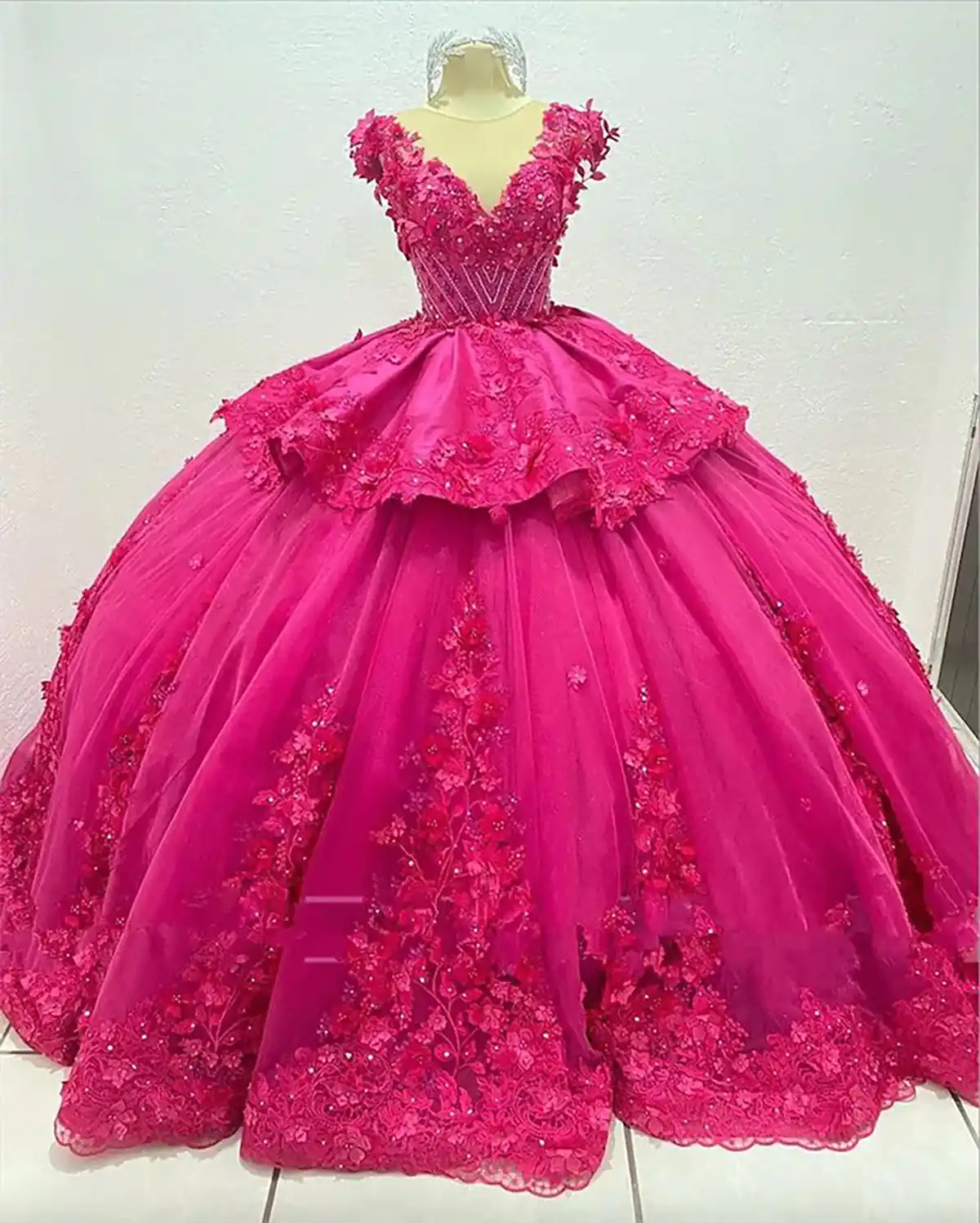 لباس عروس رنگی پرنسسی