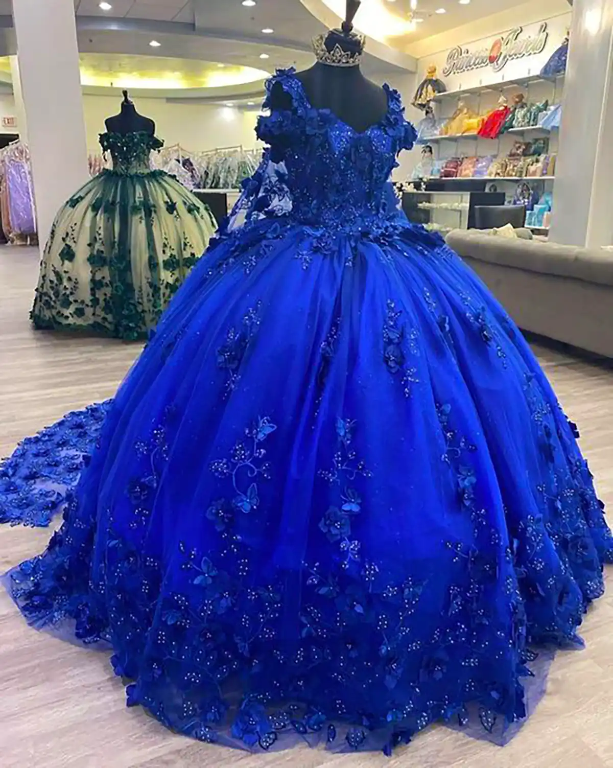 لباس عروس رنگی پرنسسی