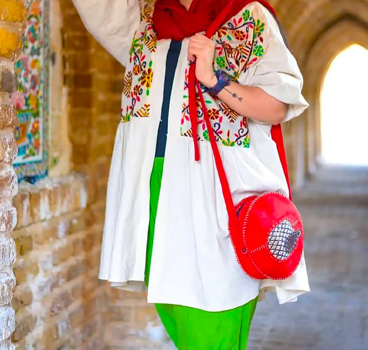 مانتو سفید باکلاس تابستانی