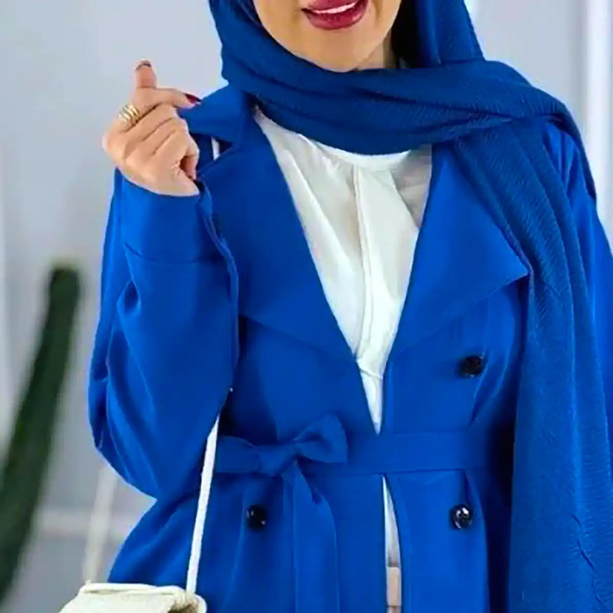 استایل مانتو مینیمال آبی