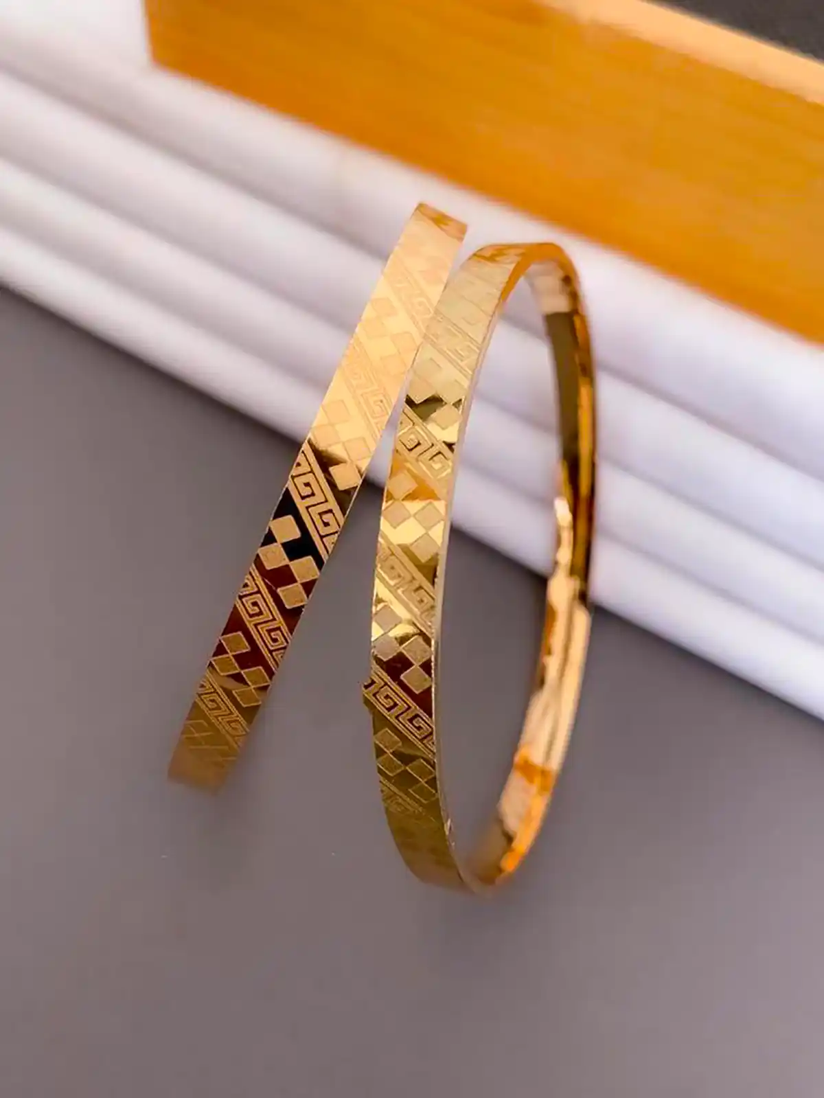 النگو طلا یونیک