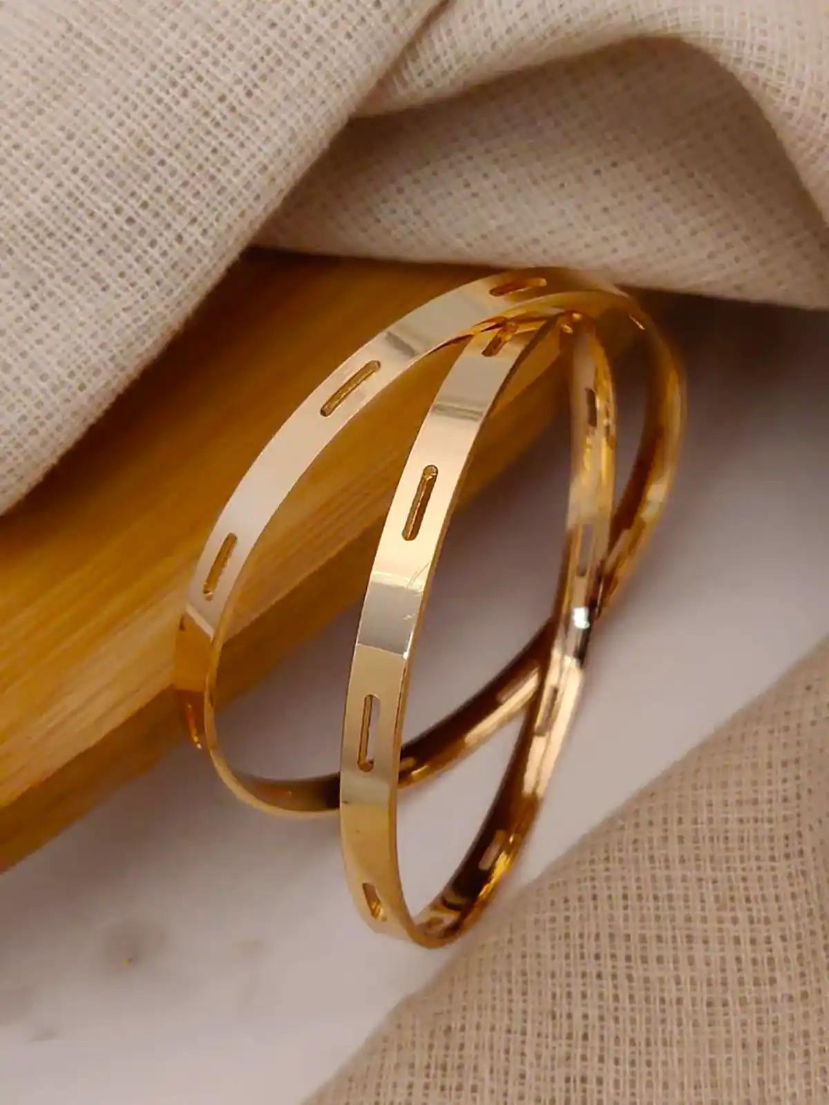 النگو طلا یونیک