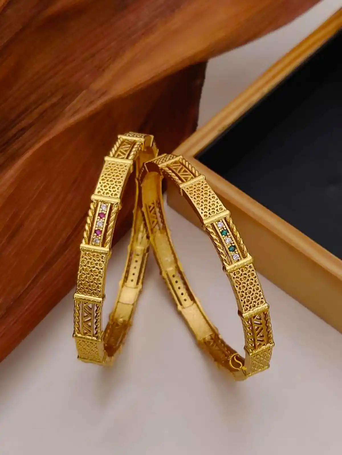 النگو طلا یونیک