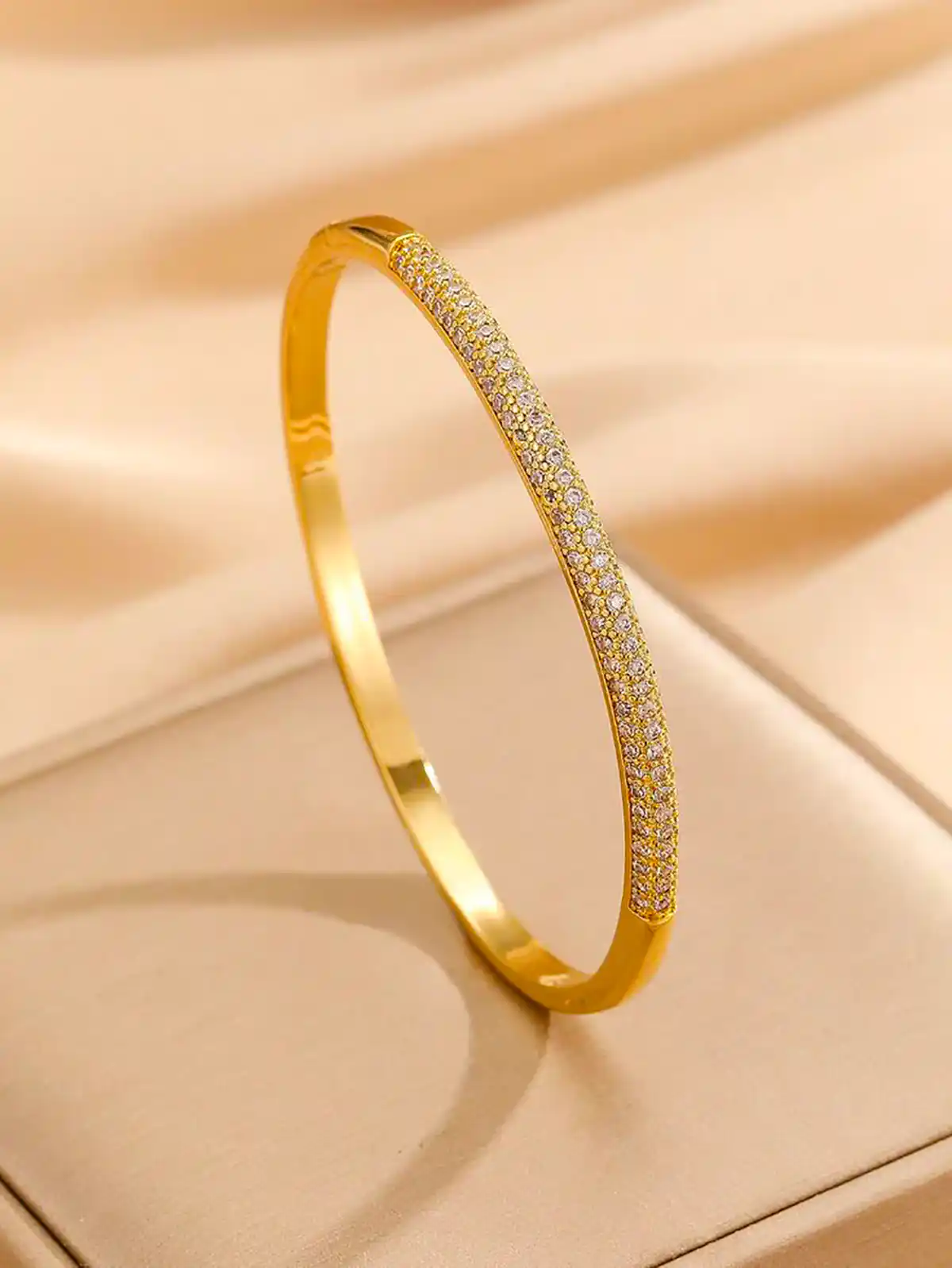 النگو طلا یونیک