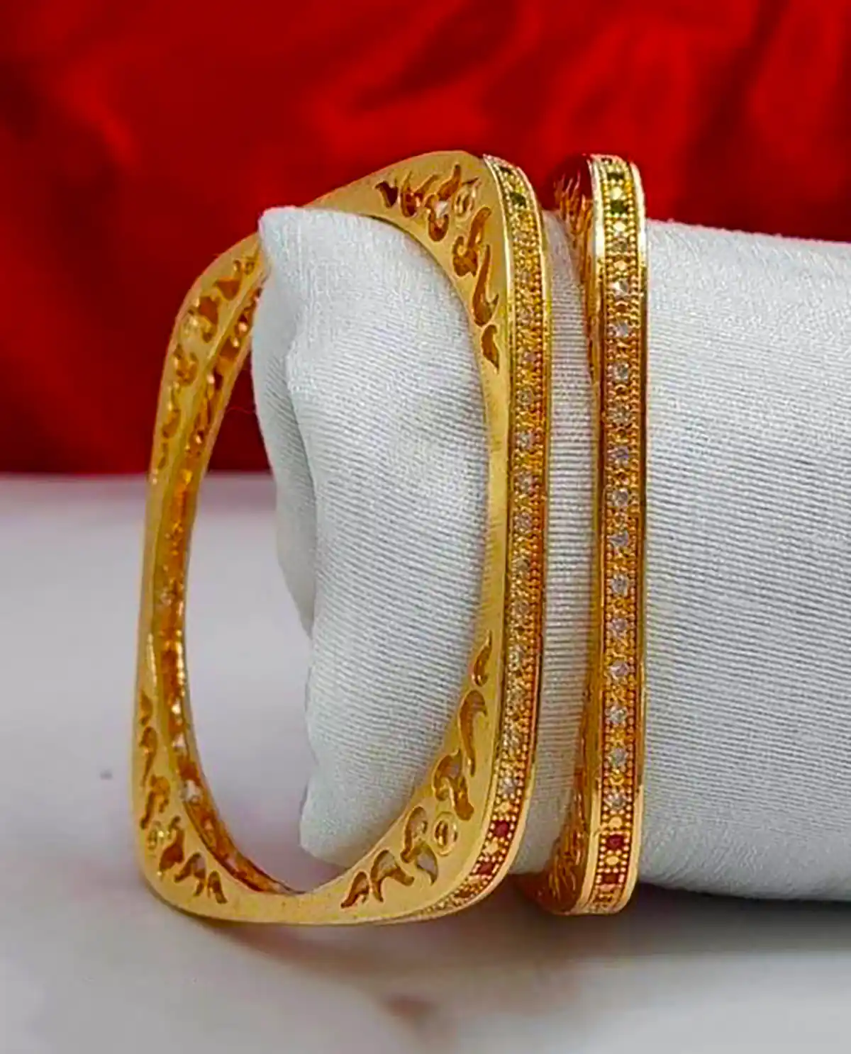 النگو طلا لاکچری