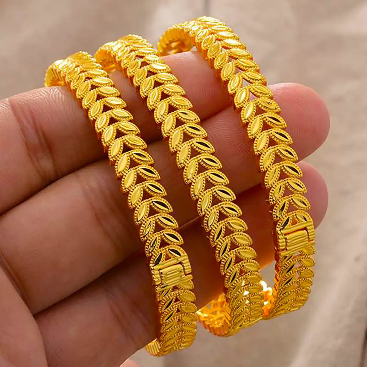 النگو طلا لاکچری