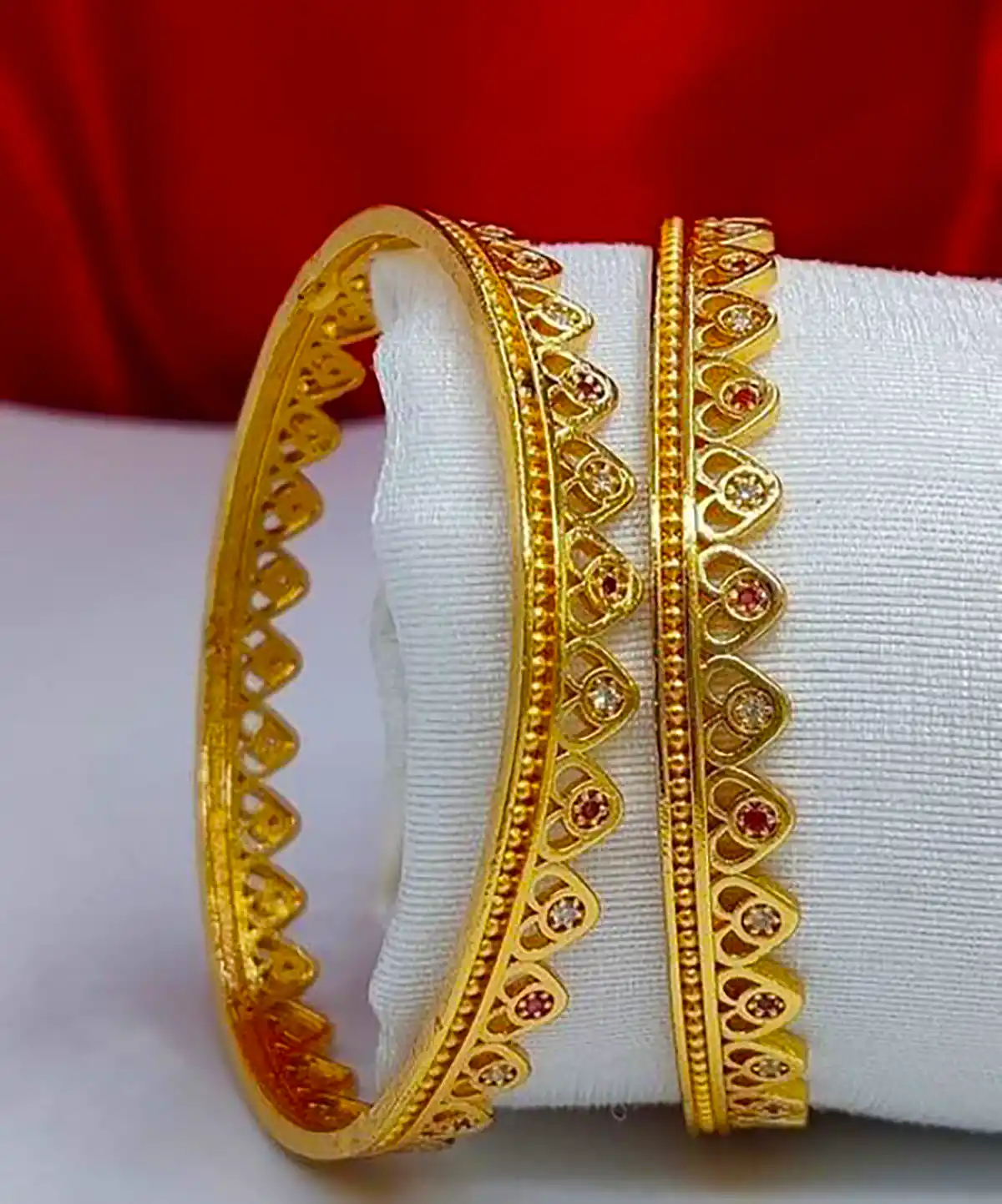 النگو طلا لاکچری