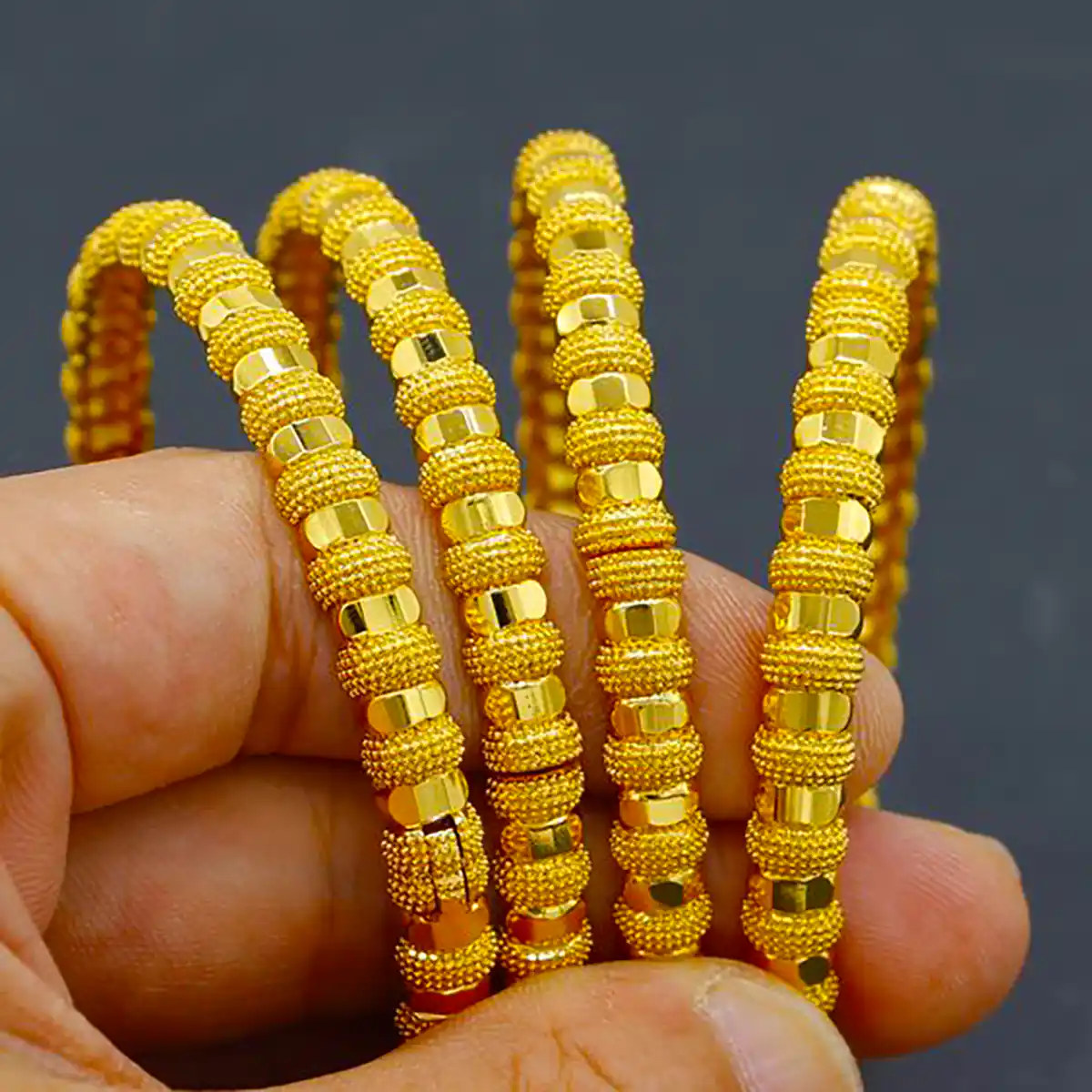 النگو طلا لاکچری