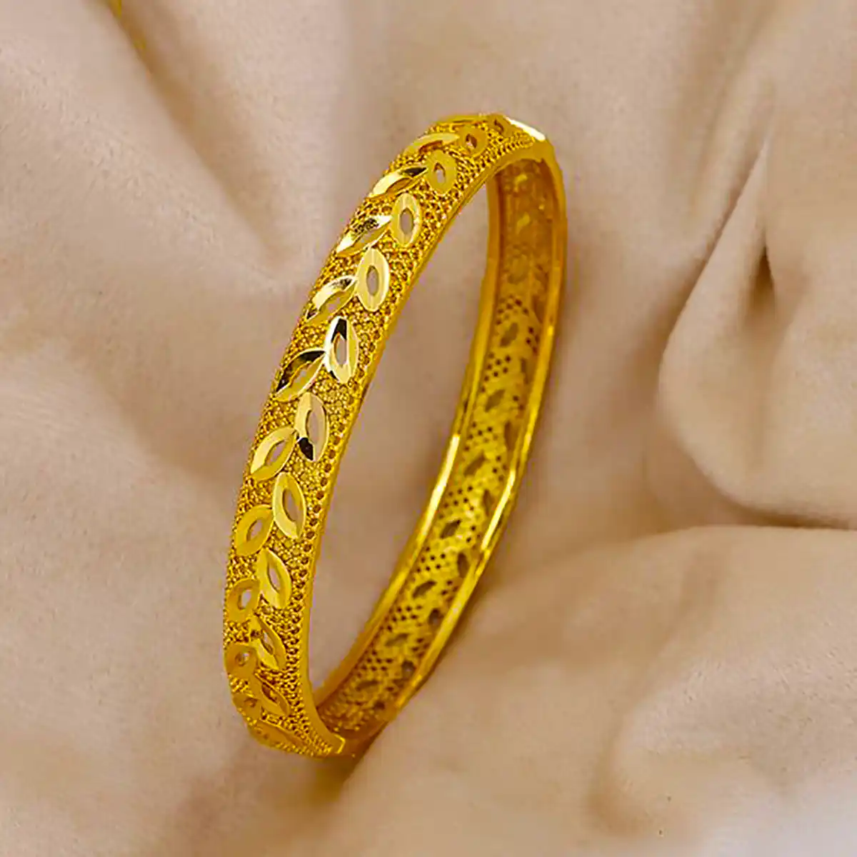 النگو طلا شیک