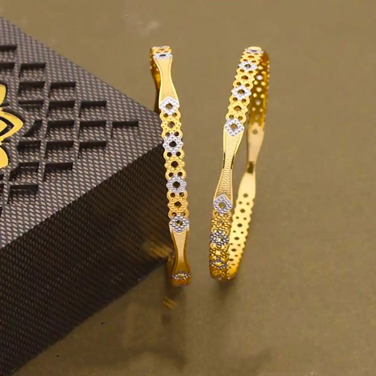 النگو طلا شیک