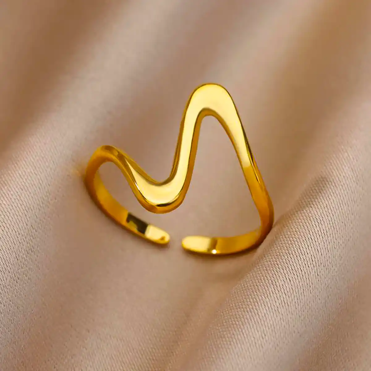 انگشتر طلا لاکچری