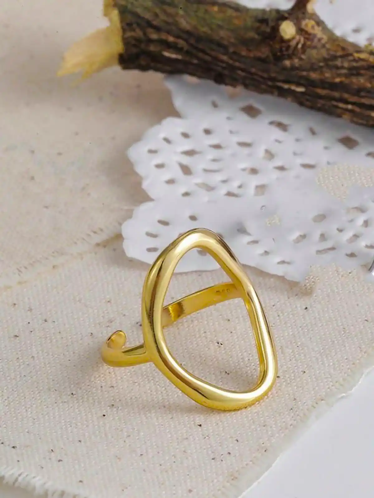 انگشتر طلا لاکچری