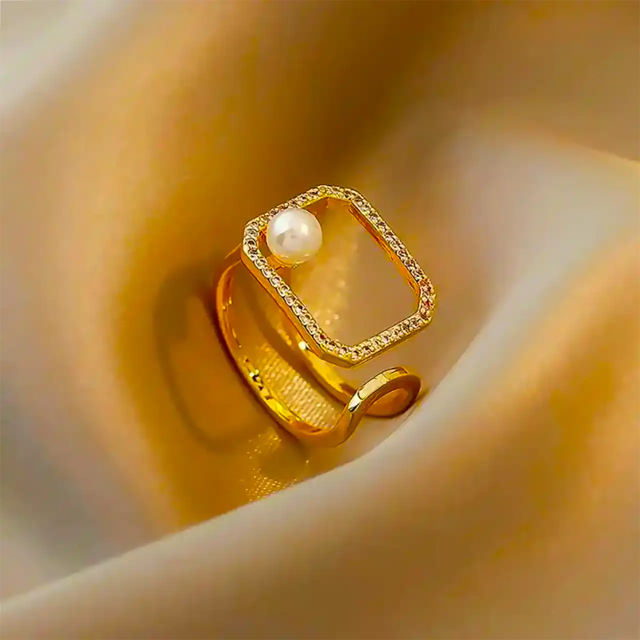 انگشتر طلا مدرن