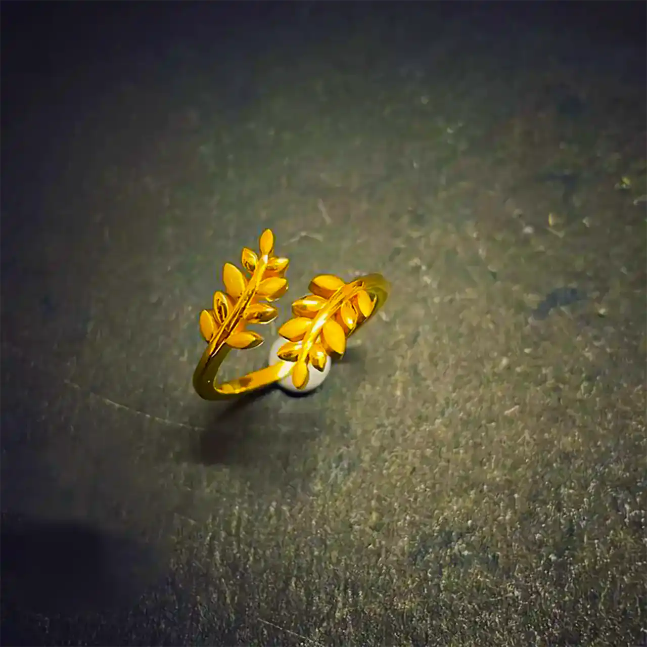 انگشتر طلا مدرن