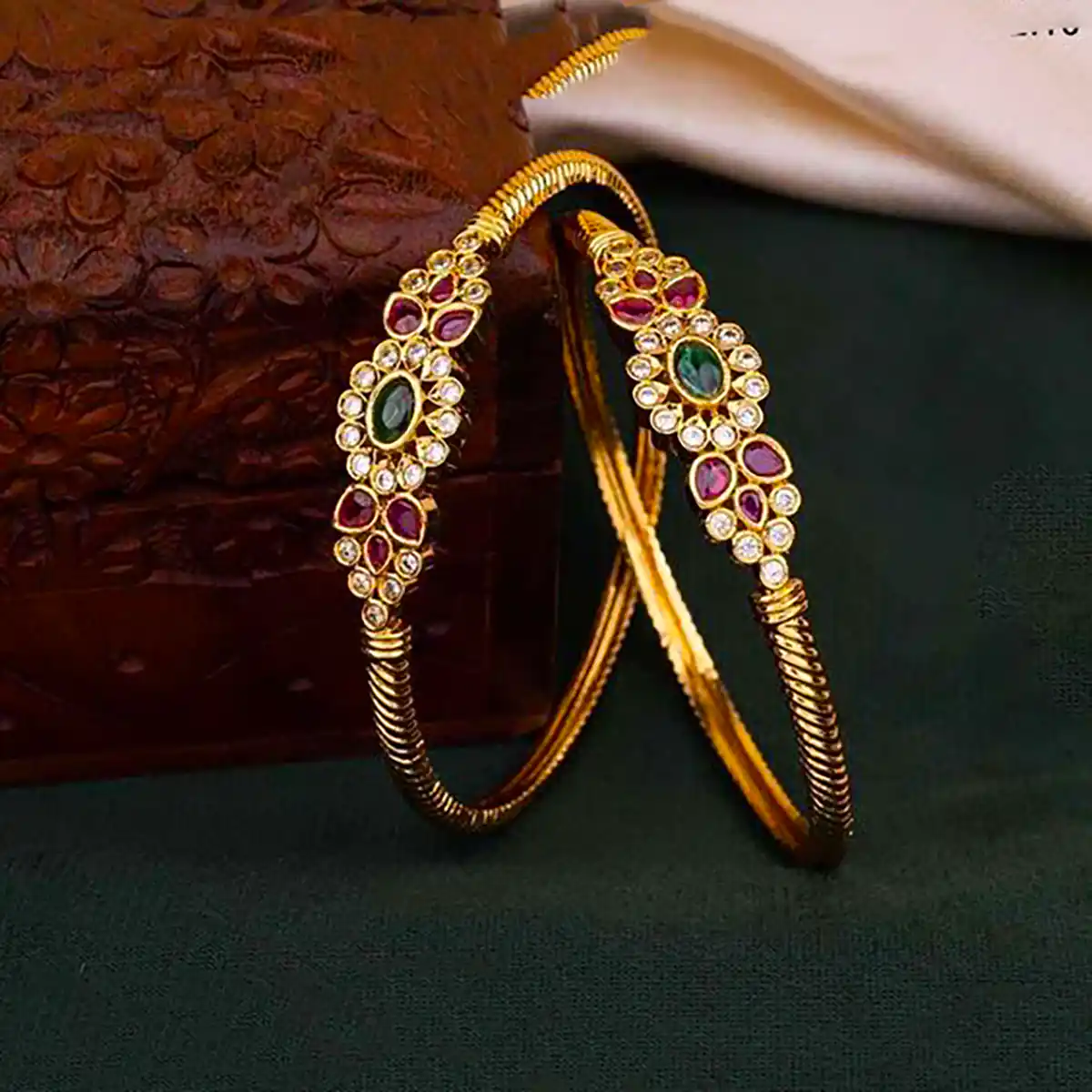 بنگل طلا جدید