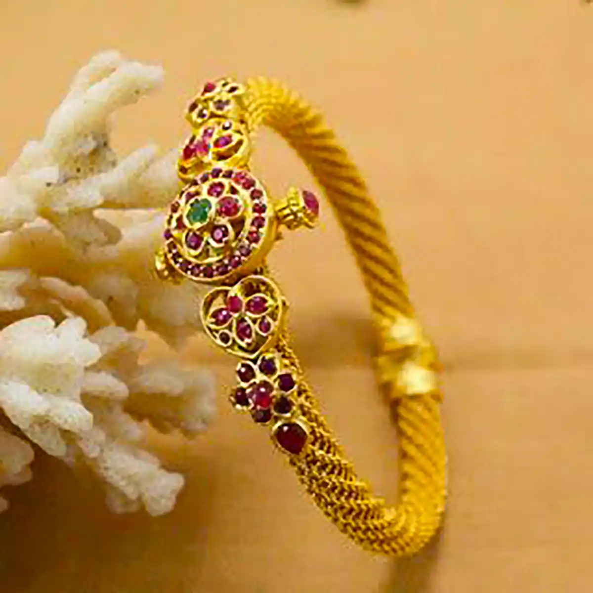 بنگل طلا جدید