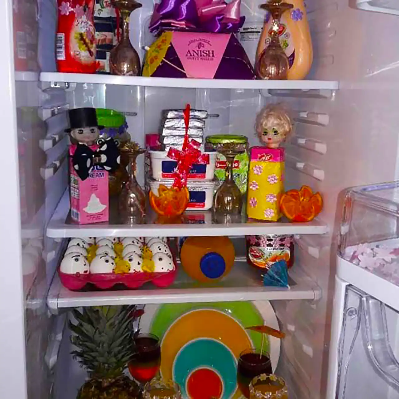 چیدمان داخل یخچال