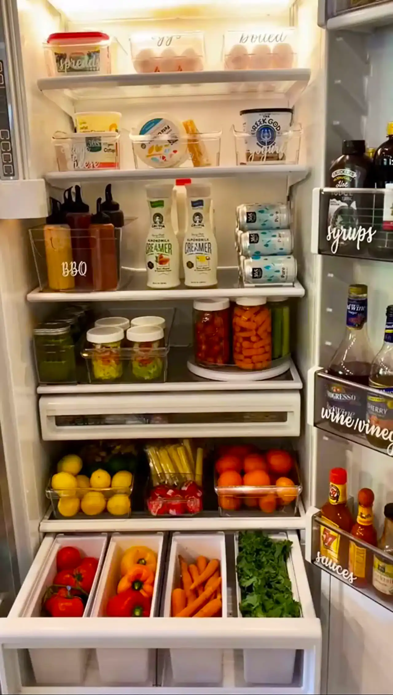 چیدمان داخل یخچال