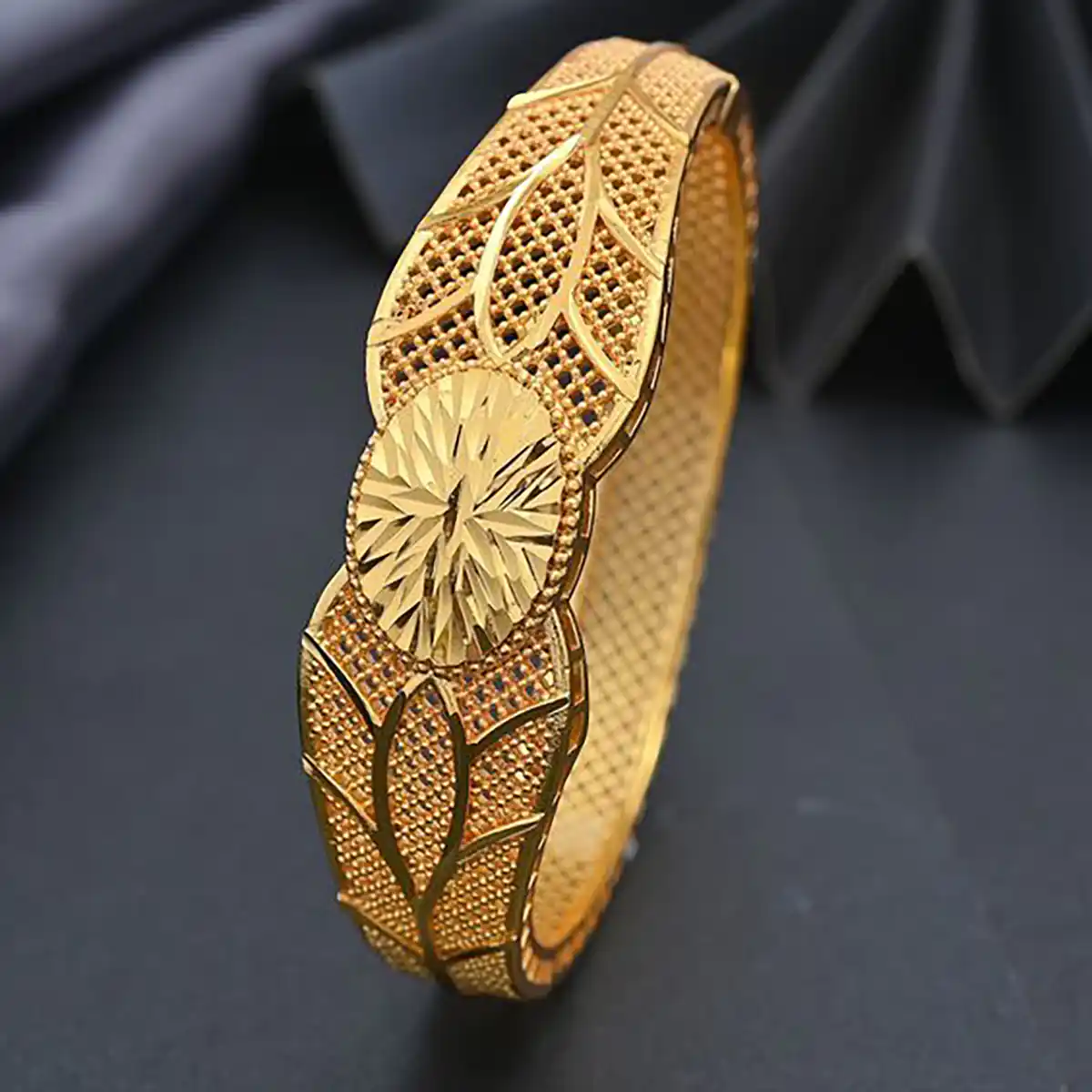 دستبند النگویی طلا