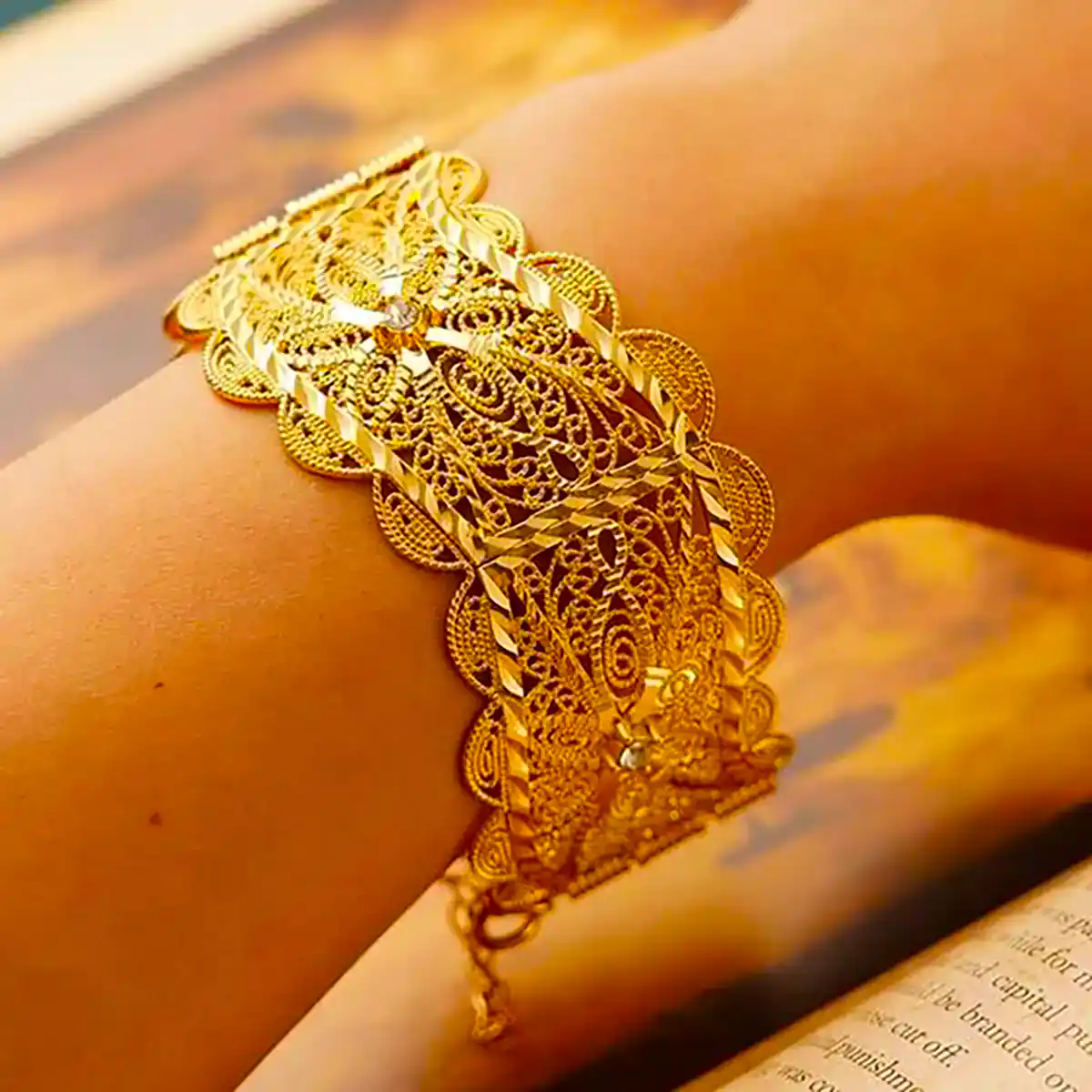 دستبند النگویی طلا