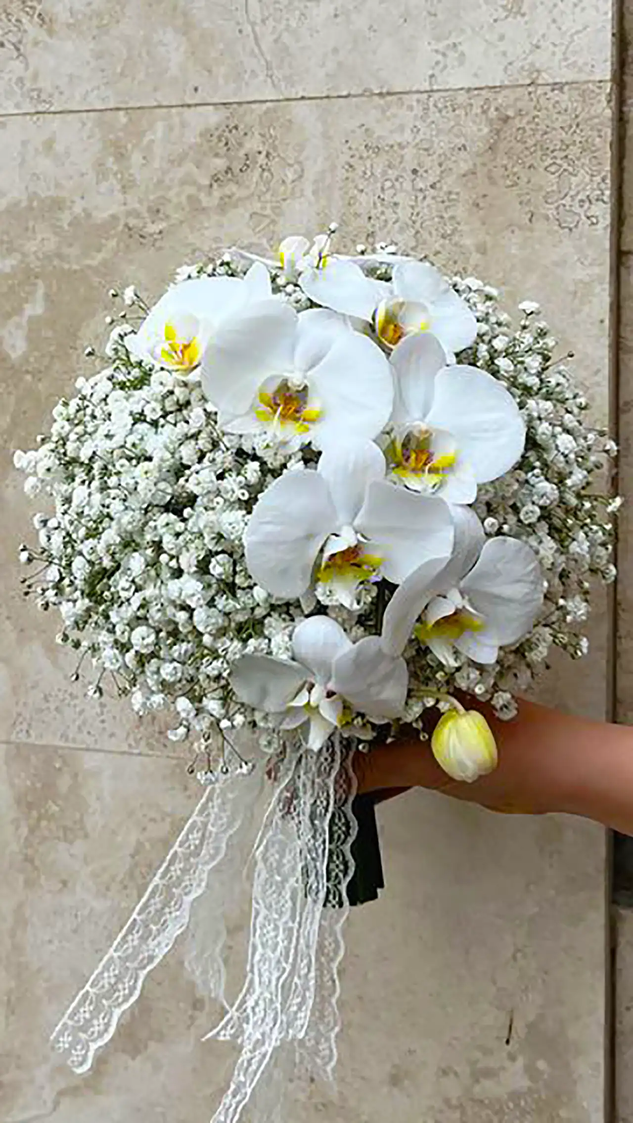 دسته گل سفید عروس