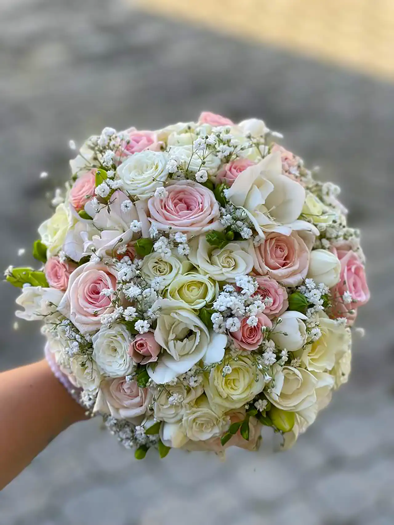 دسته گل سفید عروس