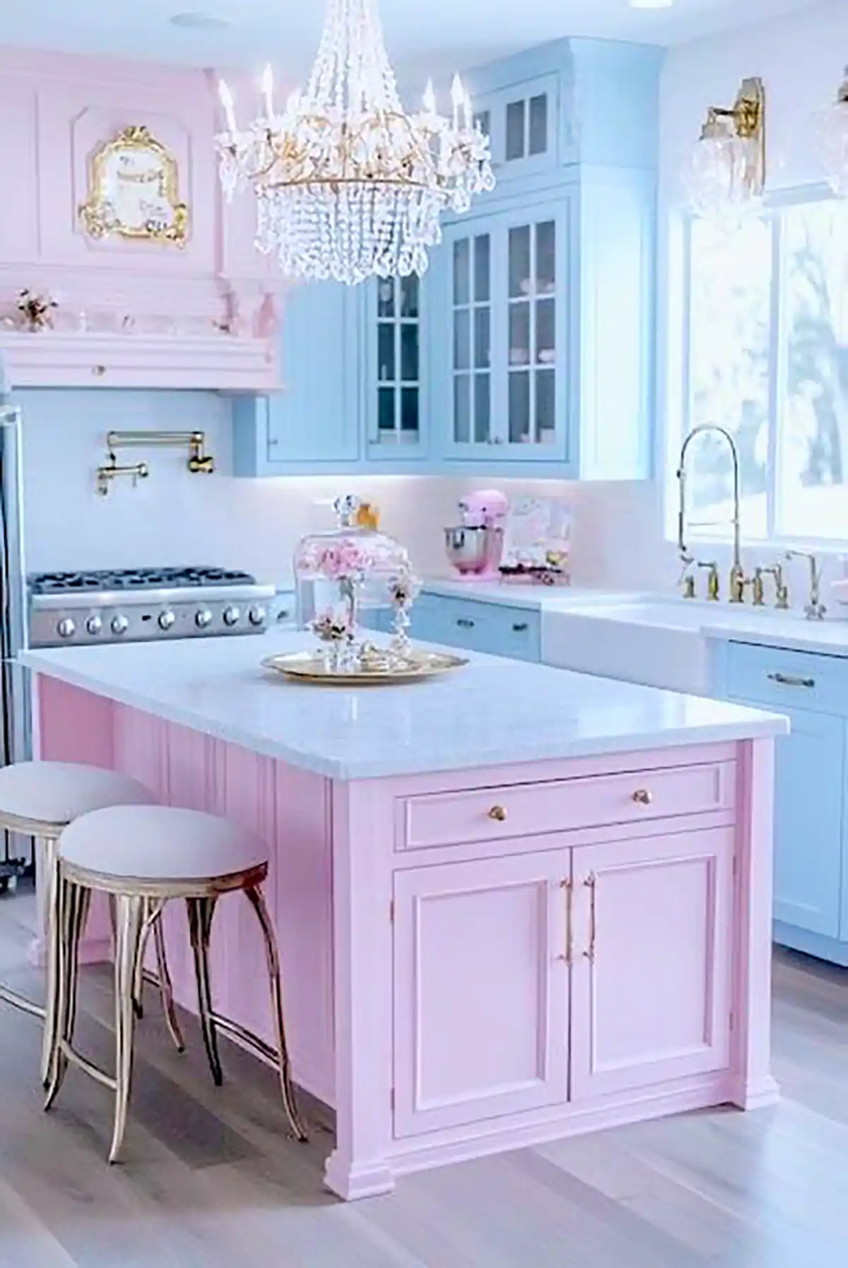 دکور صورتی آشپزخانه