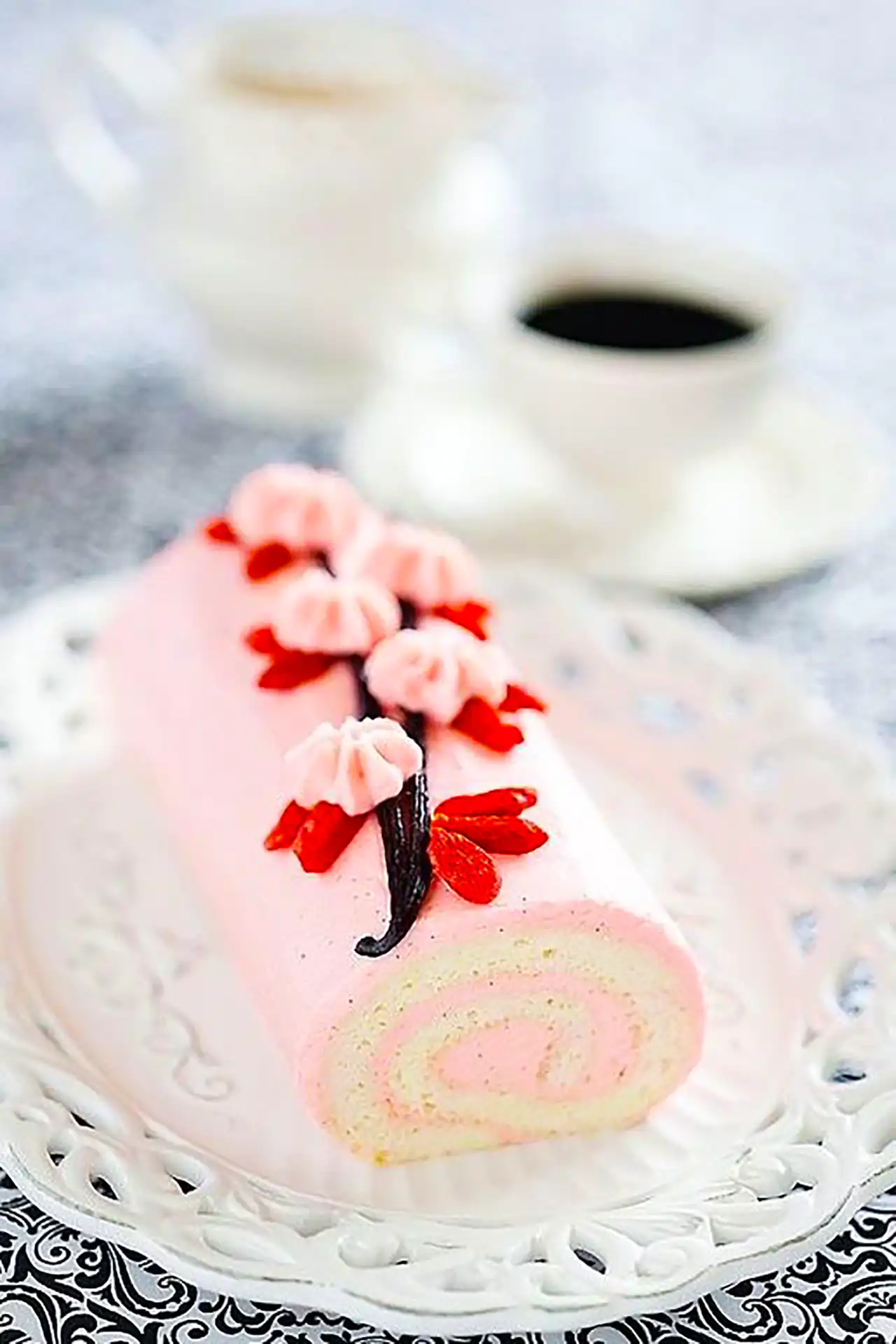 دیزاین شیرینی رولتی