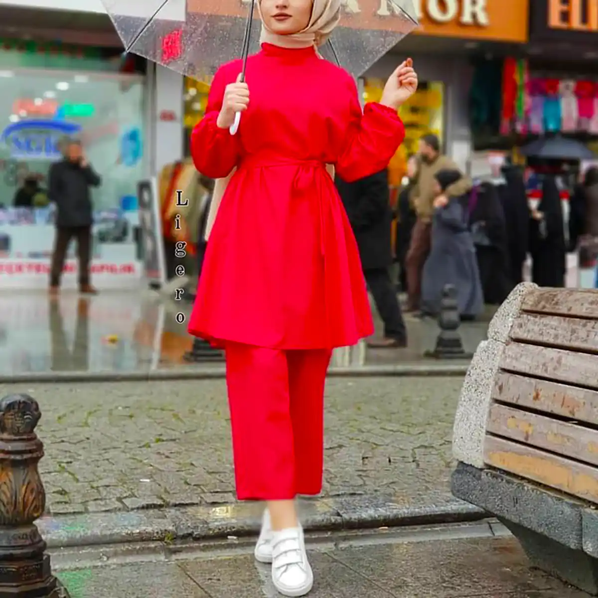 استایل زنانه قرمز