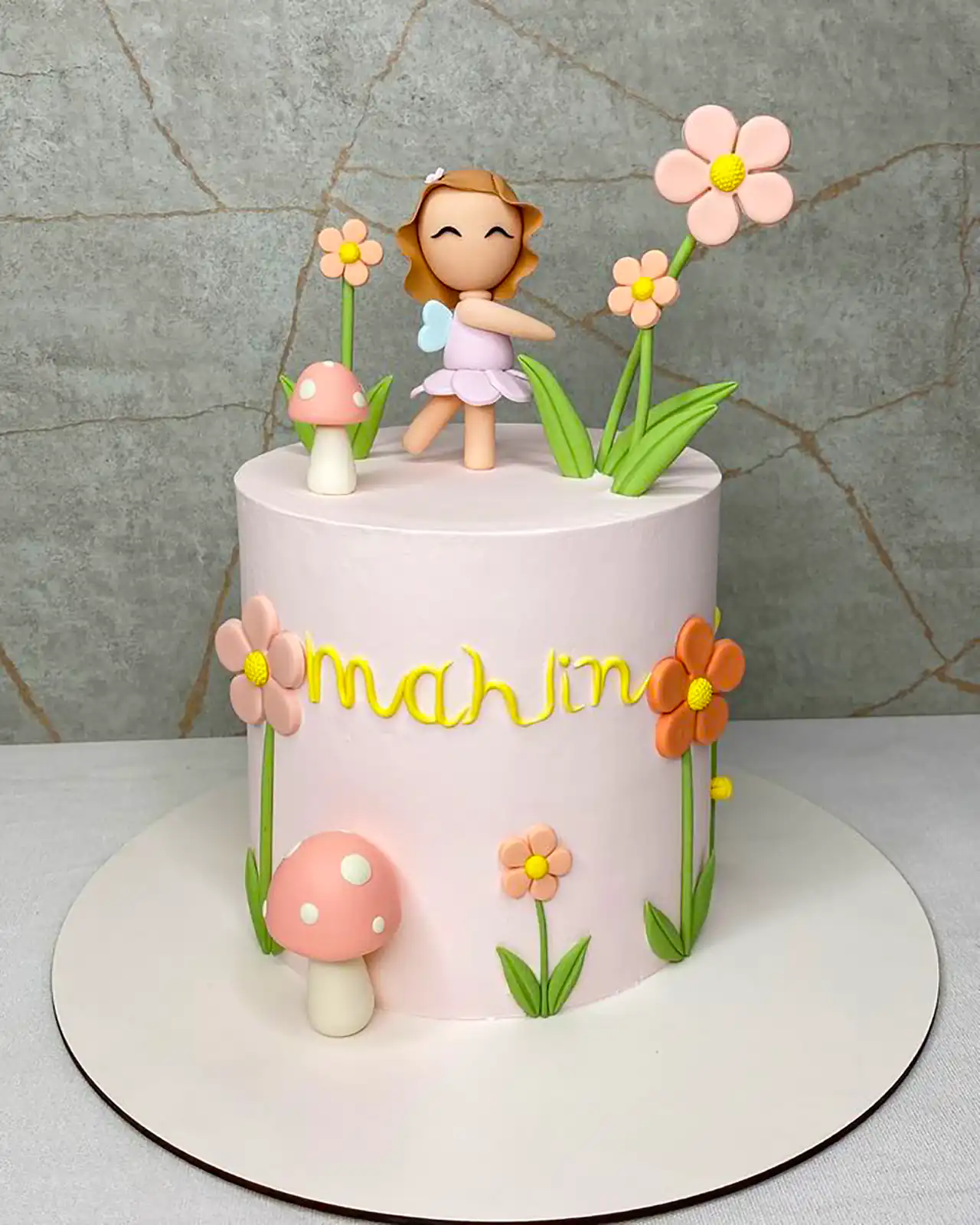 کیک تولد دخترانه فانتزی