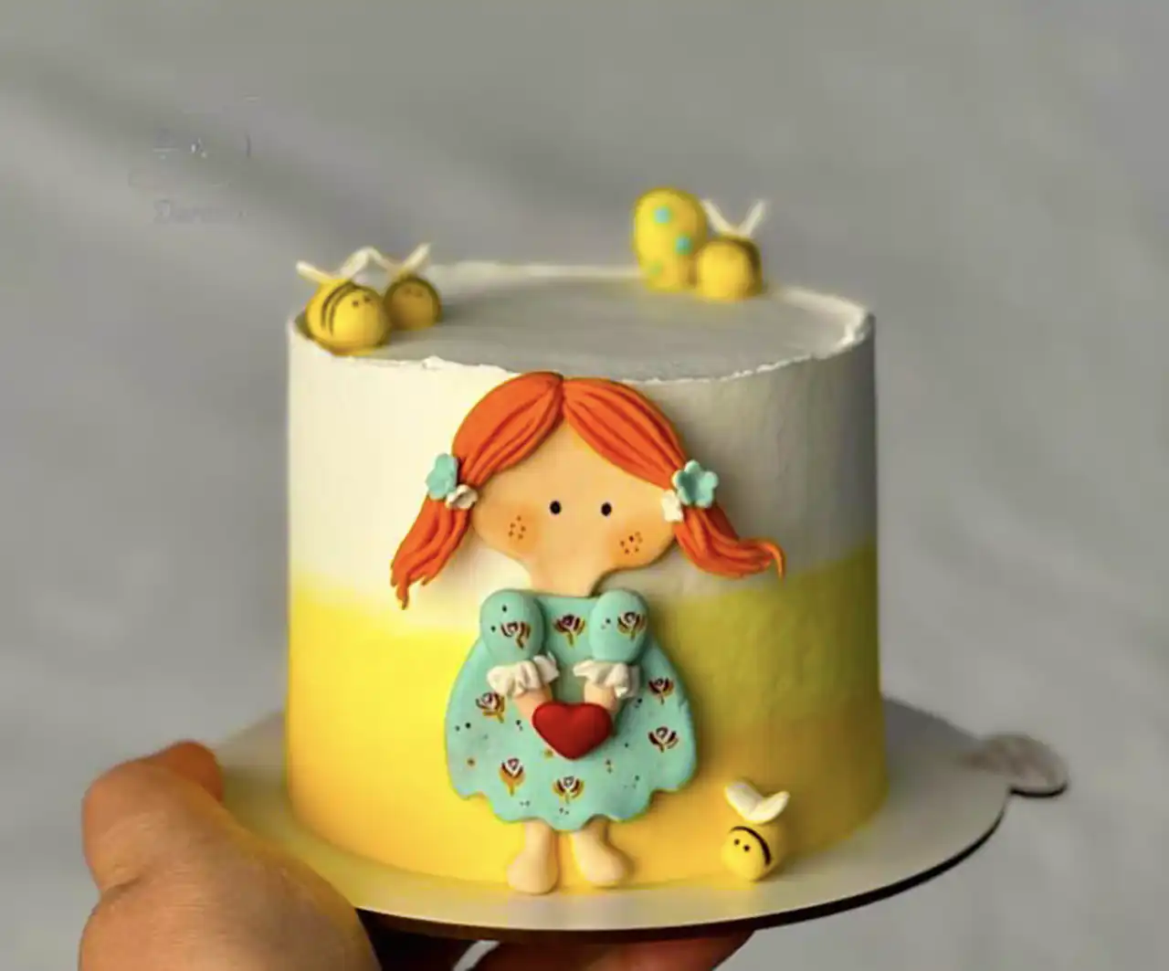 کیک تولد دخترانه فانتزی