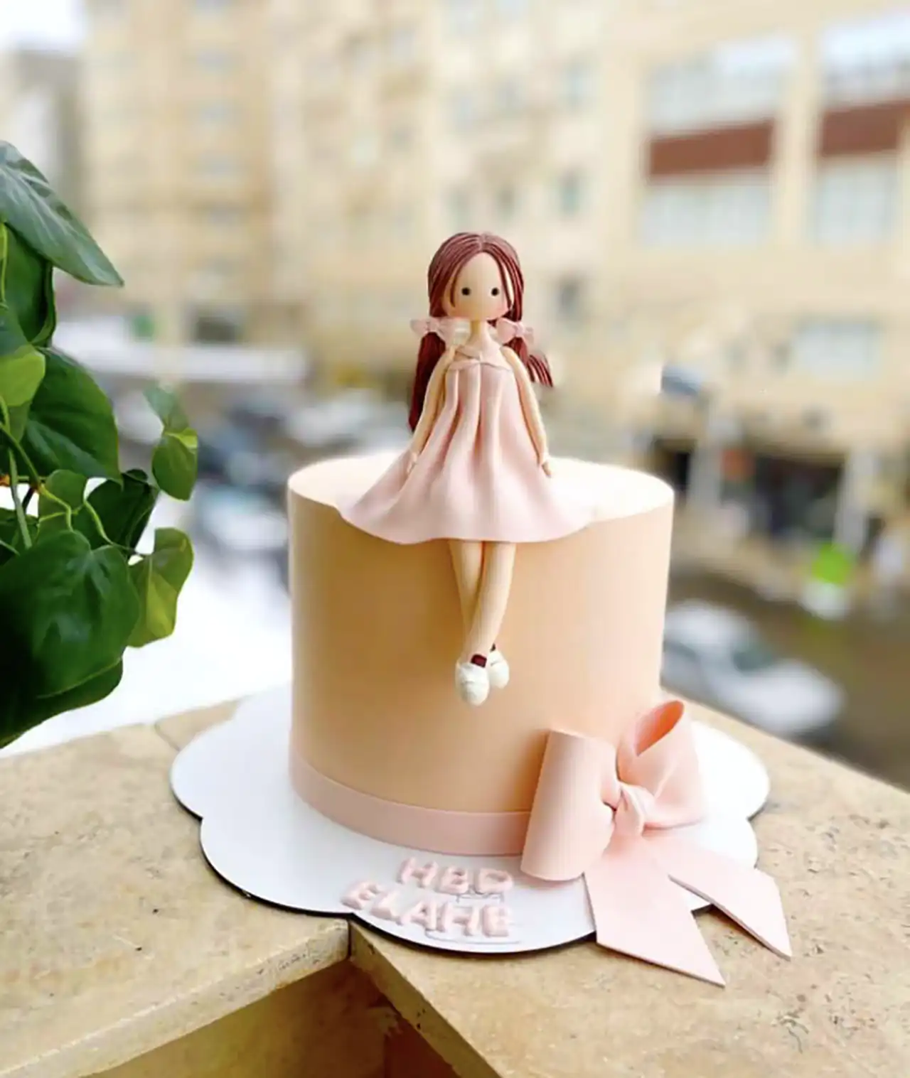 کیک تولد دخترانه فانتزی