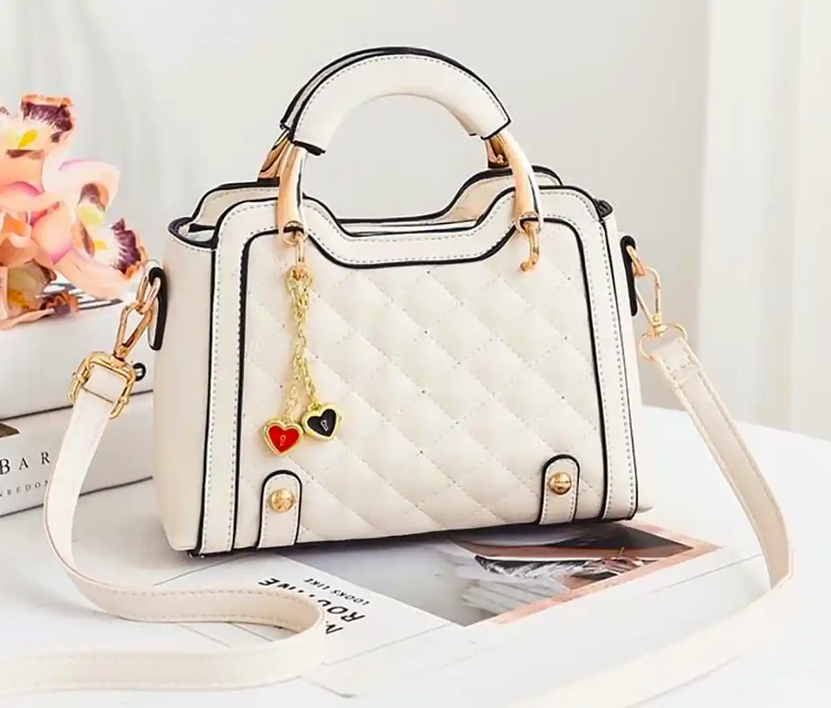 کیف سفید مجلسی