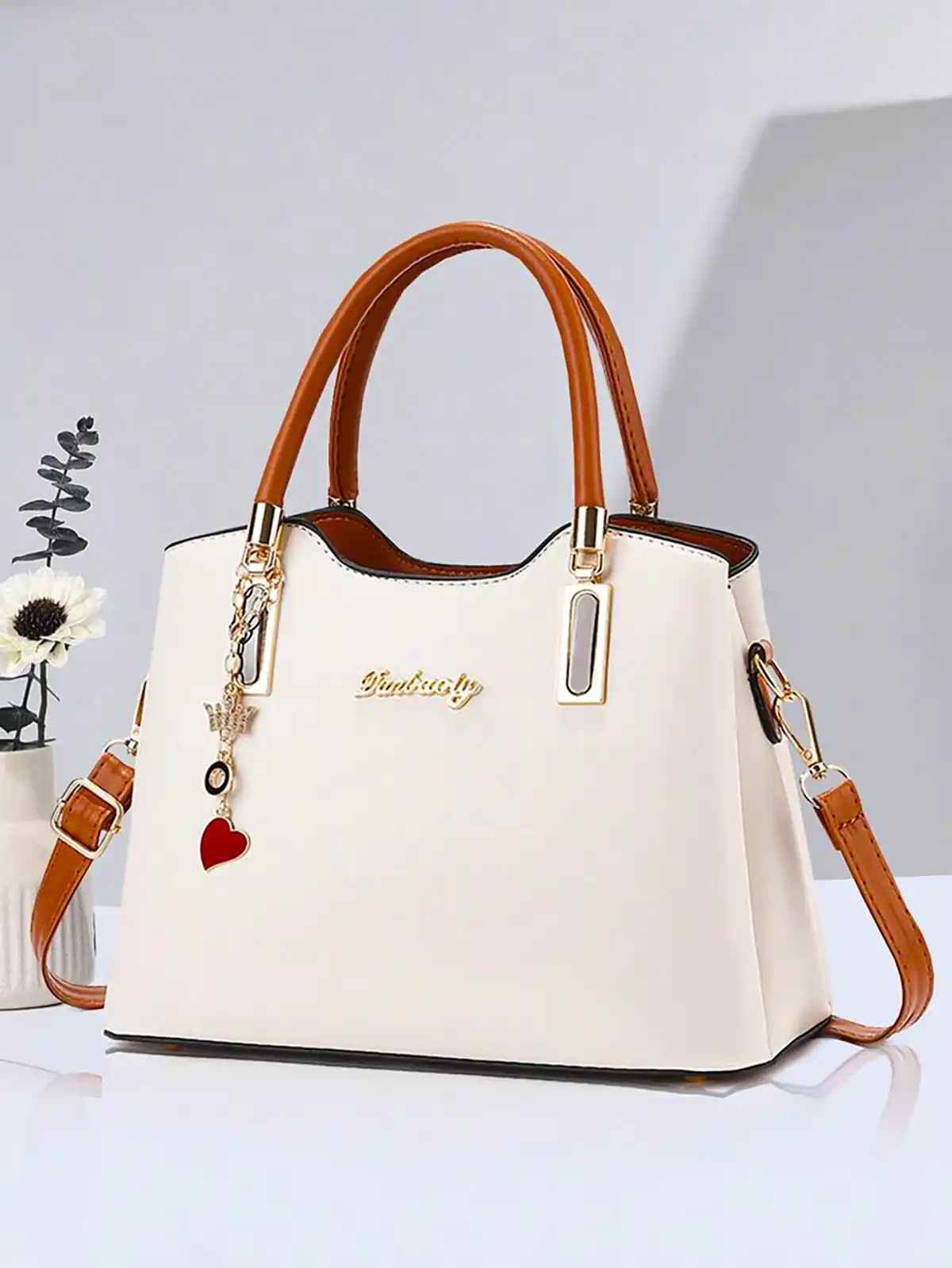 کیف سفید مجلسی