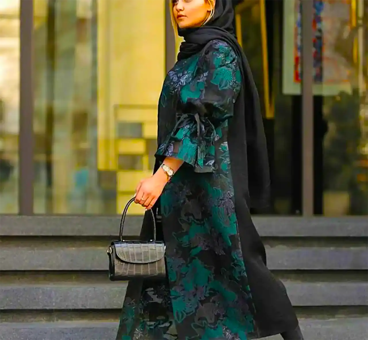 مانتو مشکی مجلسی