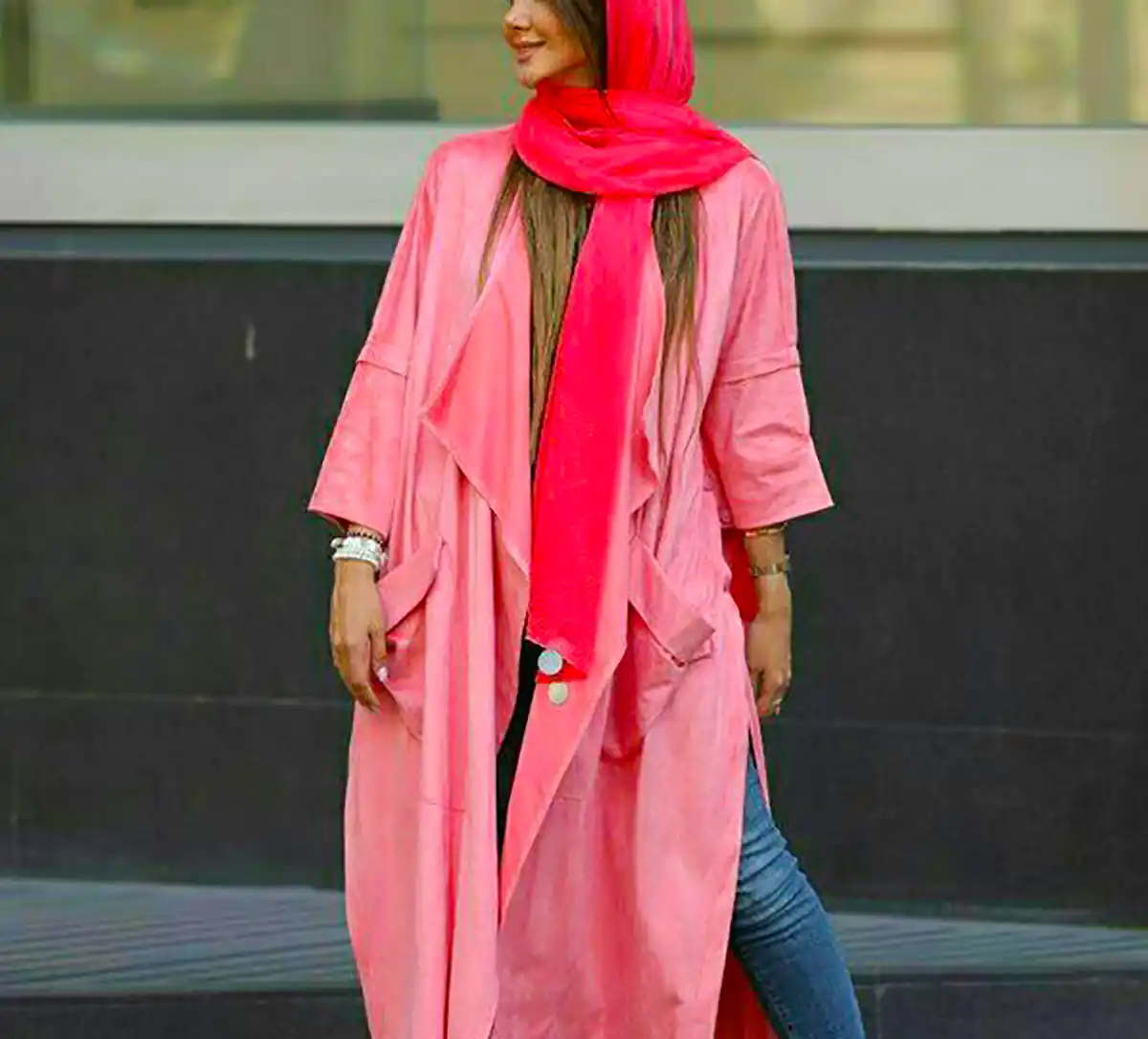 مانتو شیک یونیک