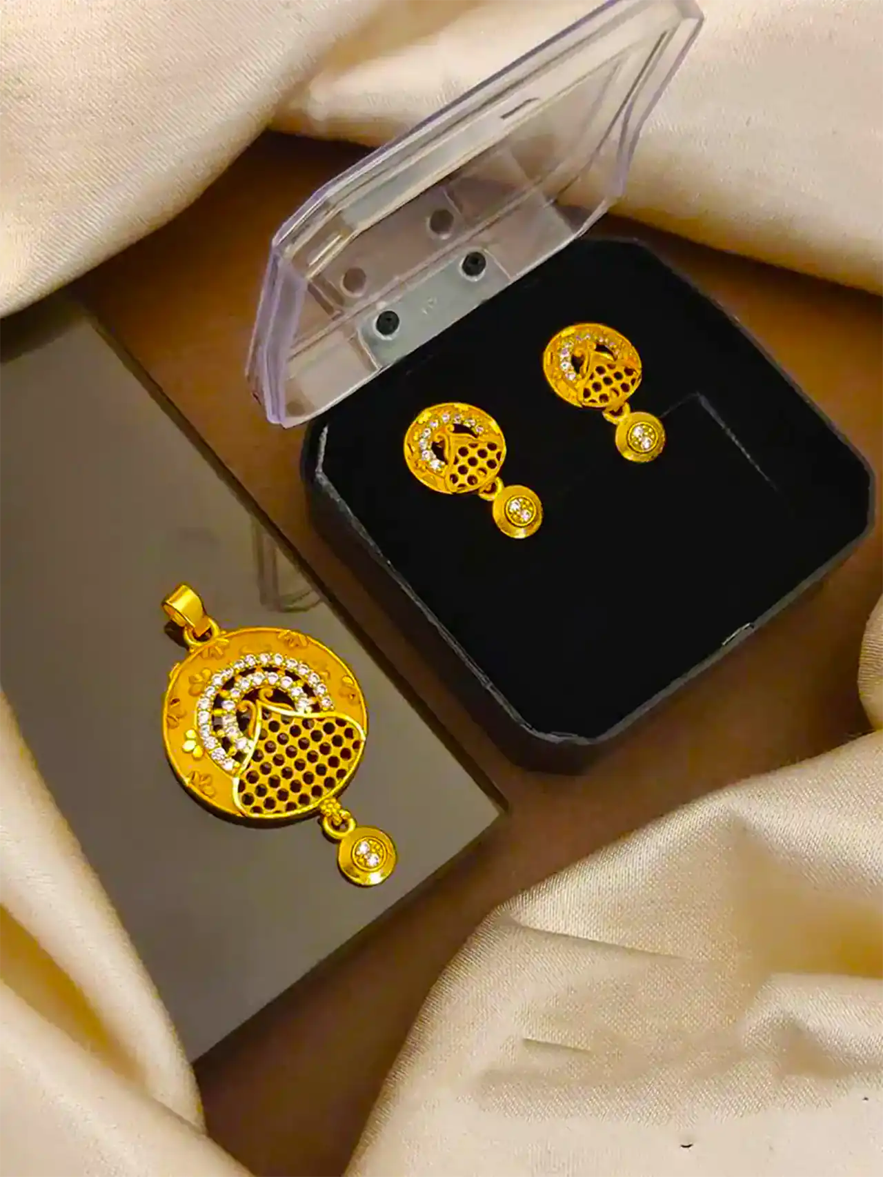 نیم ست طلا اقتصادی شیک