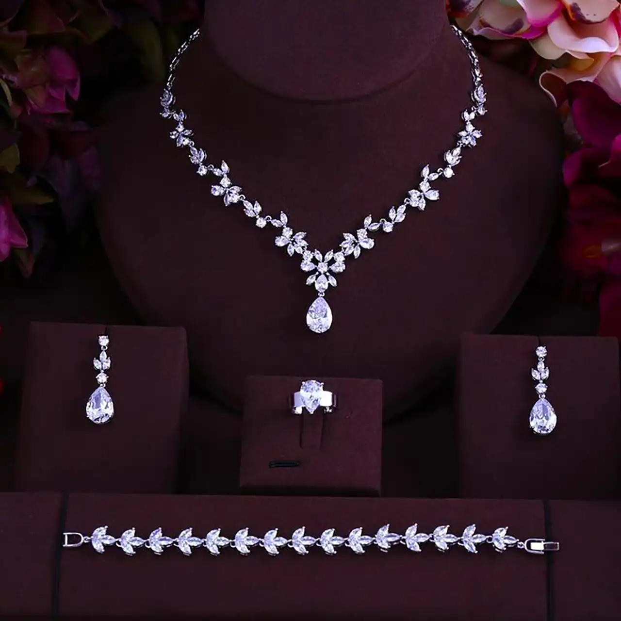 سرویس جواهر عروس