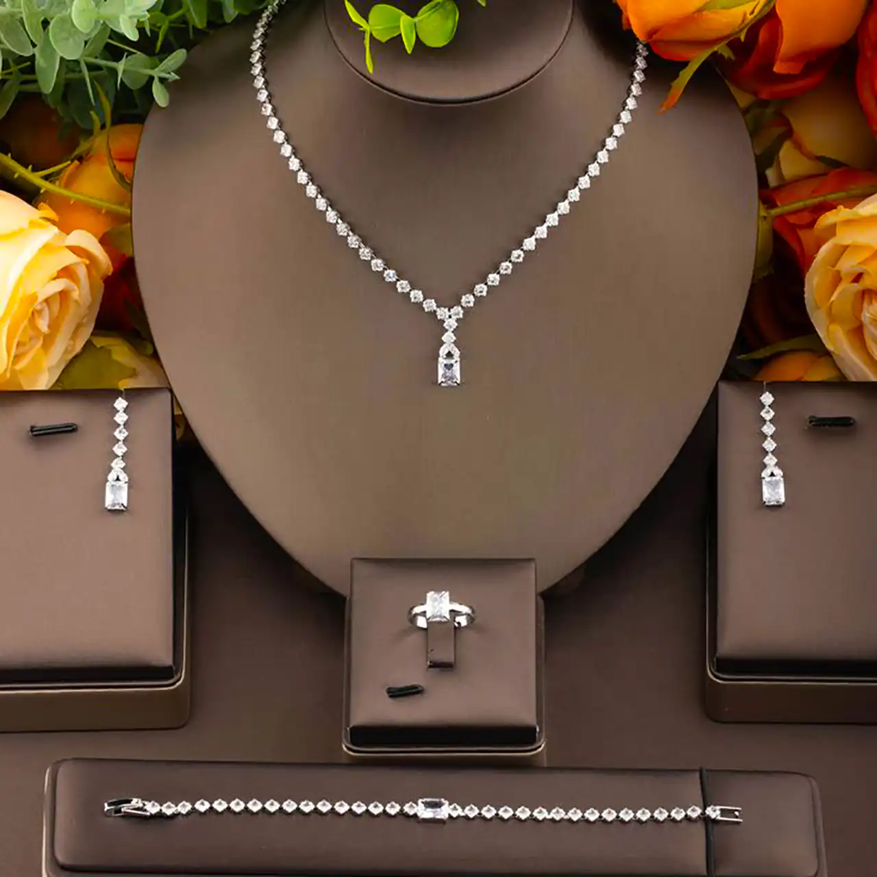 سرویس جواهر عروس