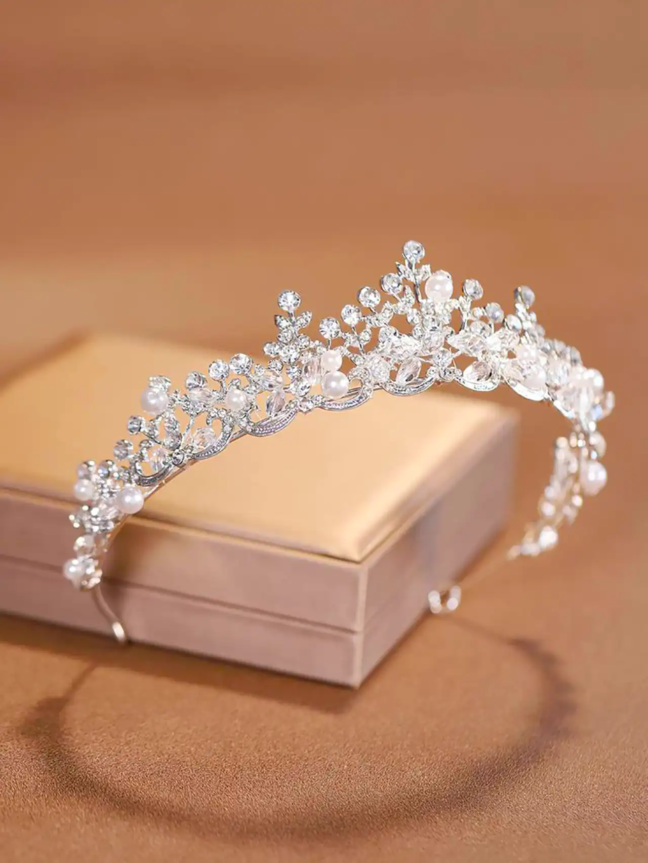 تاج لوکس عروس