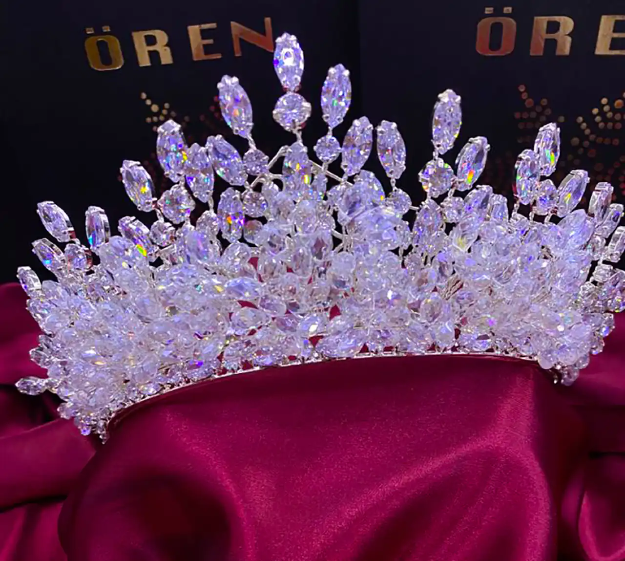 تاج لوکس عروس