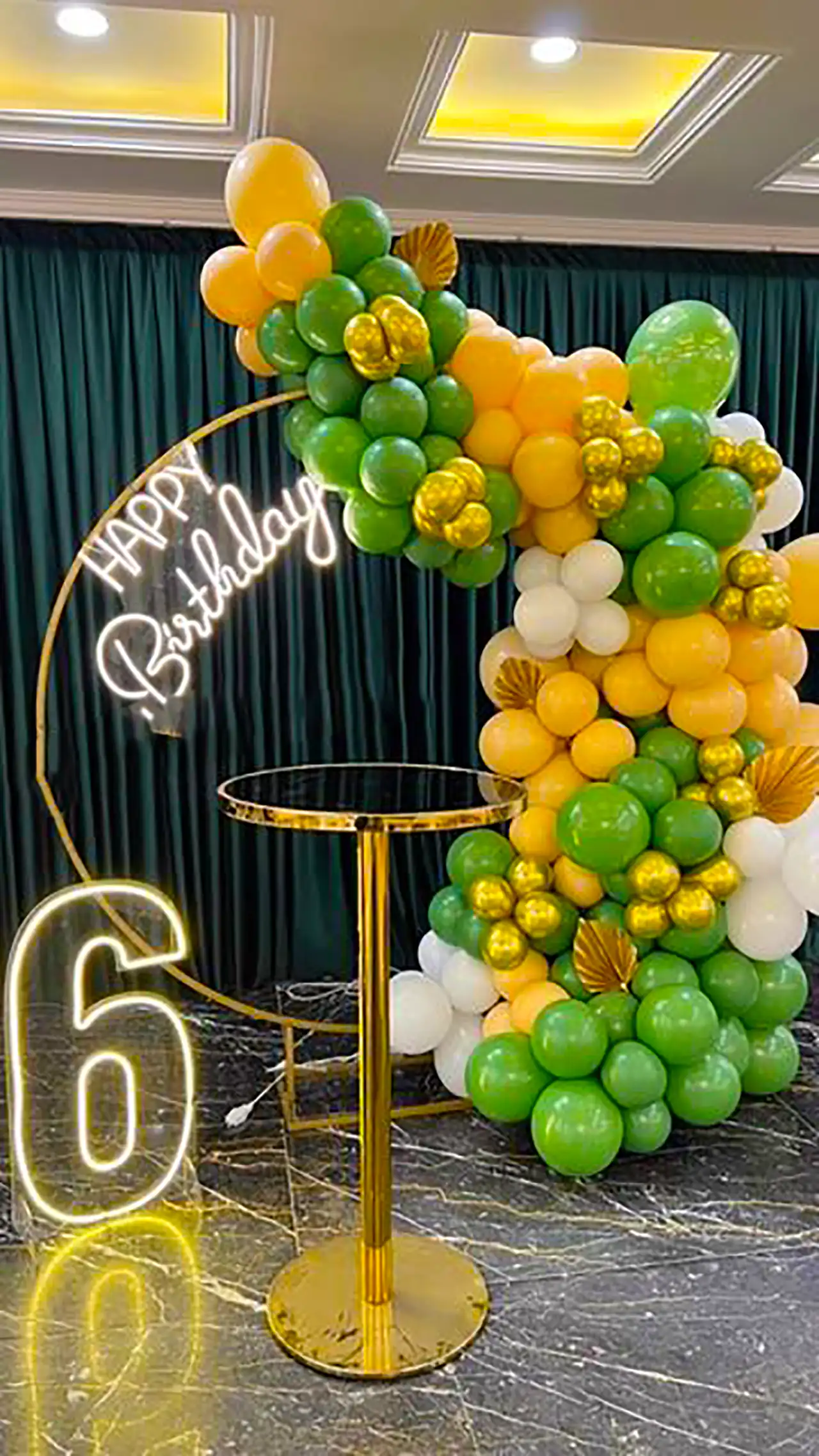 بک دراپ تولد