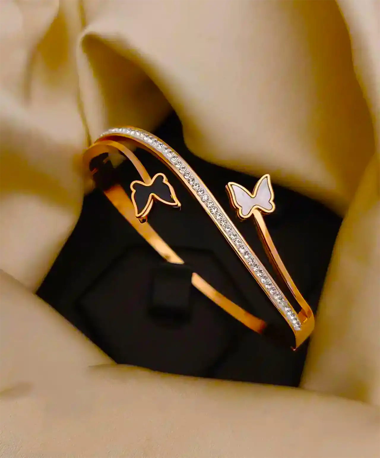 بنگل پروانه ای شیک