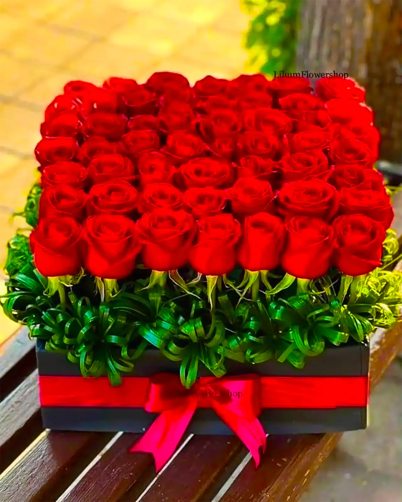 باکس گل رز قرمز