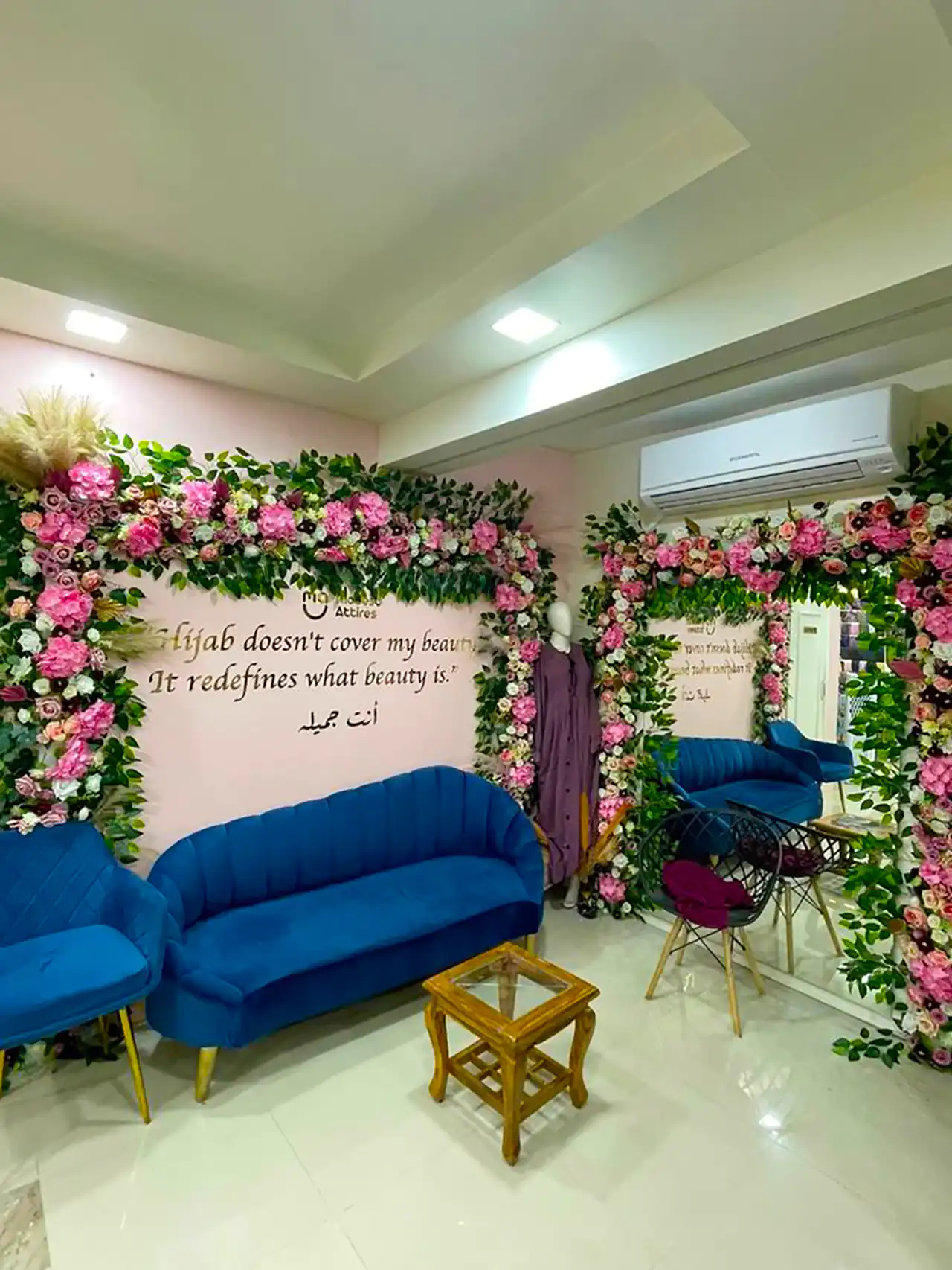 گل آرایی صورتی