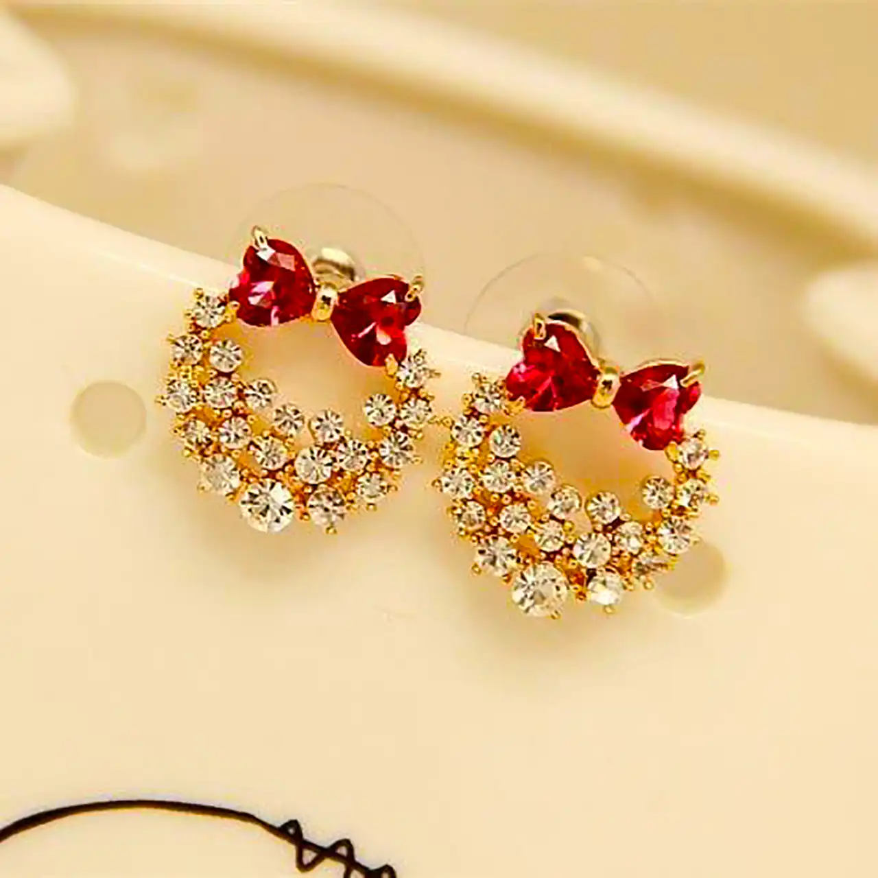 گوشواره فانتزی مینیمال