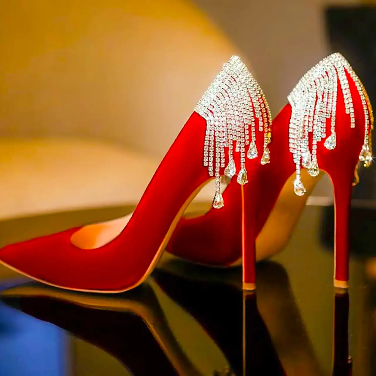 کفش پاشنه بلند زنانه